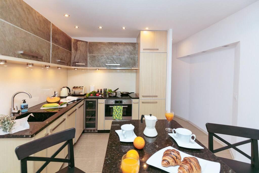 Apartment In The Heart Of Warsaw! Extérieur photo