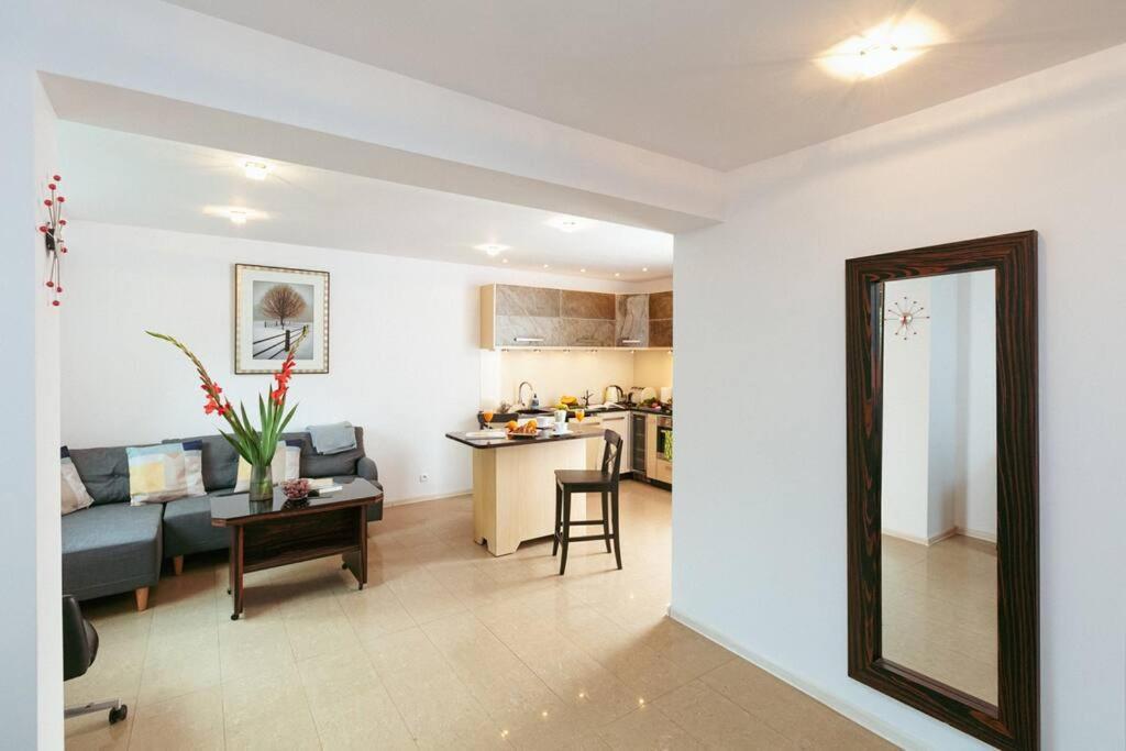 Apartment In The Heart Of Warsaw! Extérieur photo